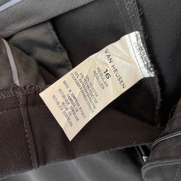 Black Van Heusen dress pants, boys size 16 regular - Picture 5 of 6
